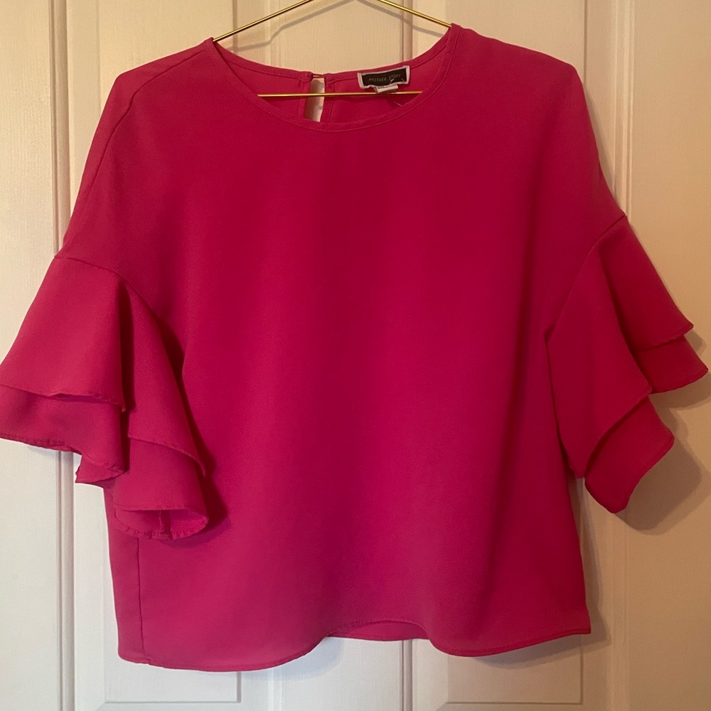 S/M Another Story Fuchsia Ruffle Sleeve Blouse